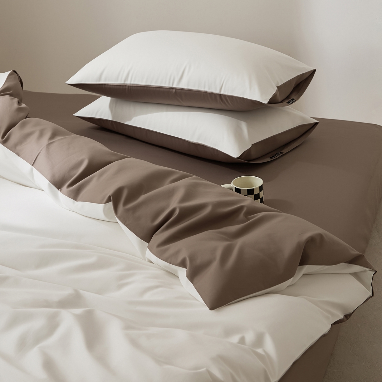 91家纺网 家纺一手货源 找家纺 EH家居 2026新款长绒棉纯棉云栖安缦之境四件套 安缦-阳光白咖