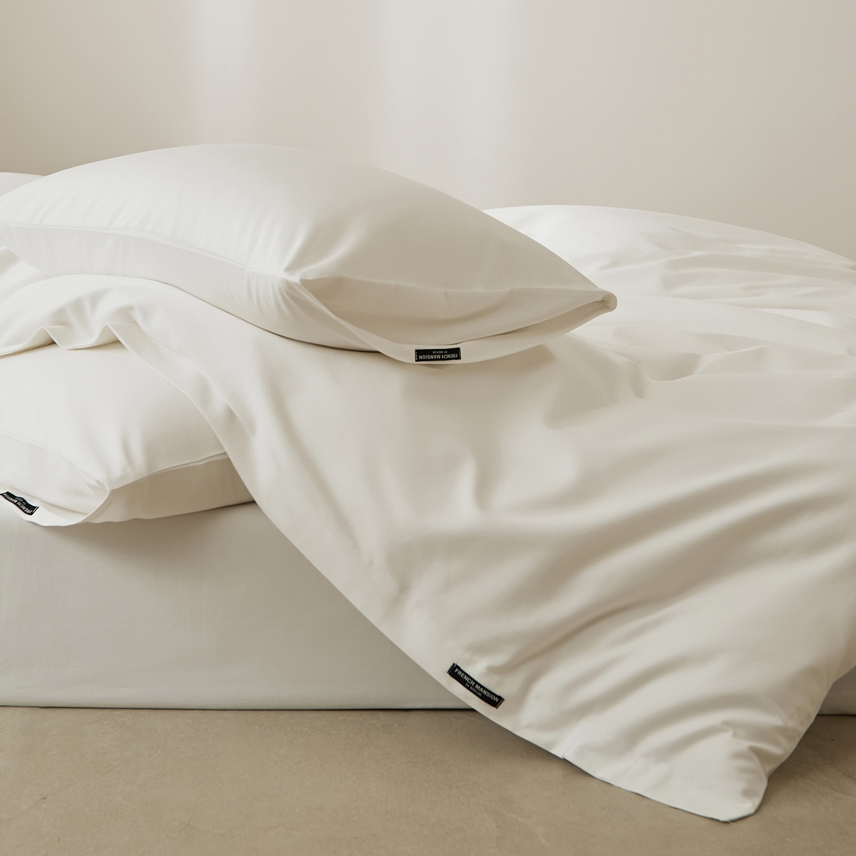 91家纺网 家纺一手货源 找家纺 EH家居 2026新款长绒棉纯棉云栖安缦之境四件套 安缦-月影白