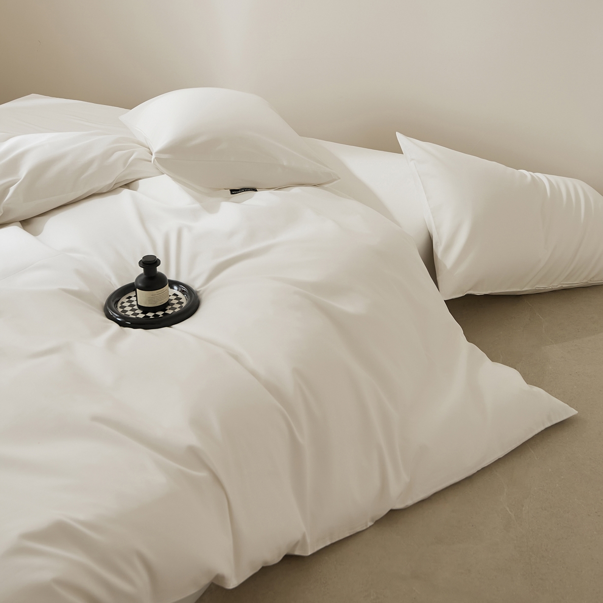 91家纺网 家纺一手货源 找家纺 EH家居 2026新款长绒棉纯棉云栖安缦之境四件套 安缦-月影白