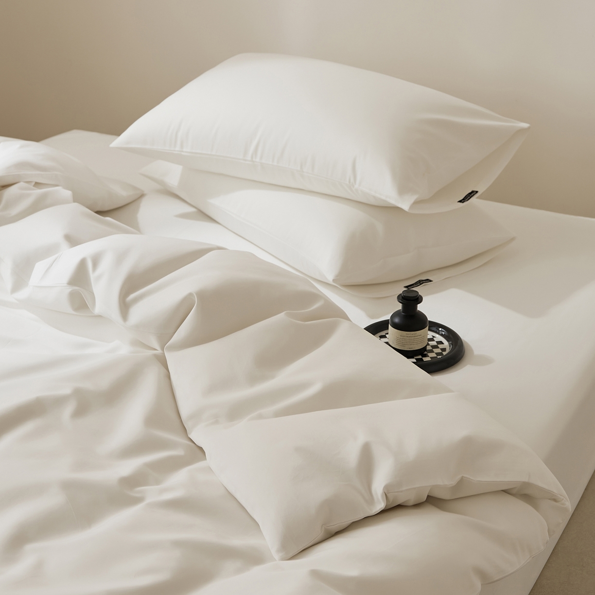 91家纺网 家纺一手货源 找家纺 EH家居 2026新款长绒棉纯棉云栖安缦之境四件套 安缦-月影白