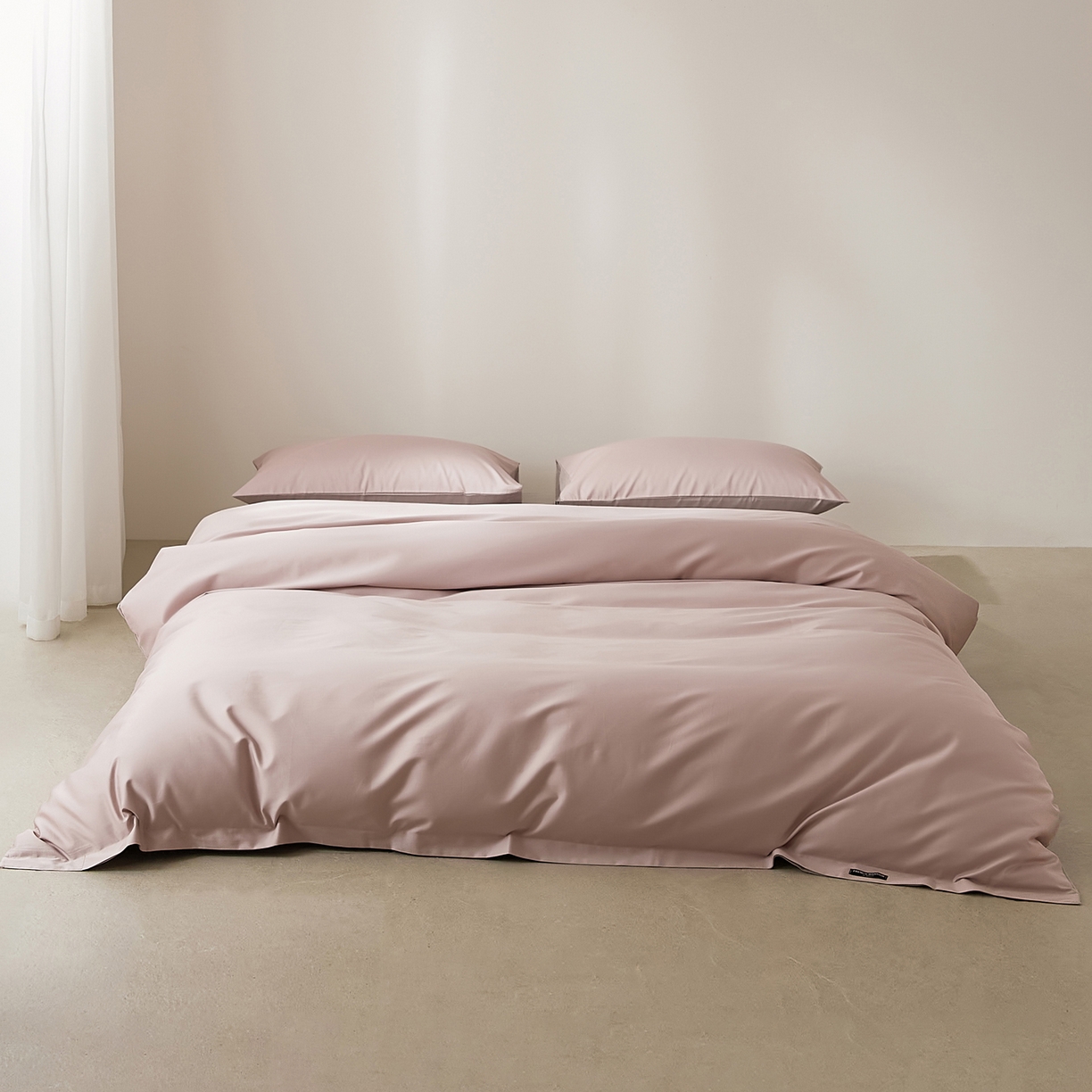 91家纺网 家纺一手货源 找家纺 EH家居 2026新款长绒棉纯棉云栖安缦之境四件套 安缦-洋气粉灰