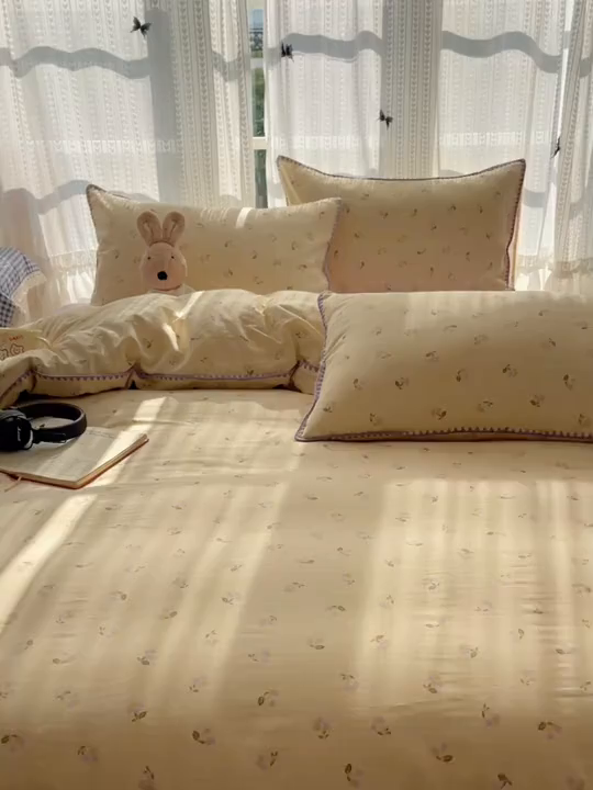 91家纺网 家纺一手货源 找家纺 瑞莱 2026新款全棉印花贝壳边四件套 樱桃甜趣-黄