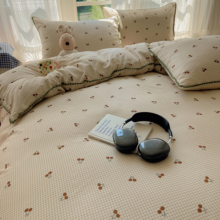 91家纺网 家纺一手货源 找家纺 瑞莱 2026新款全棉印花贝壳边四件套 樱姿-米