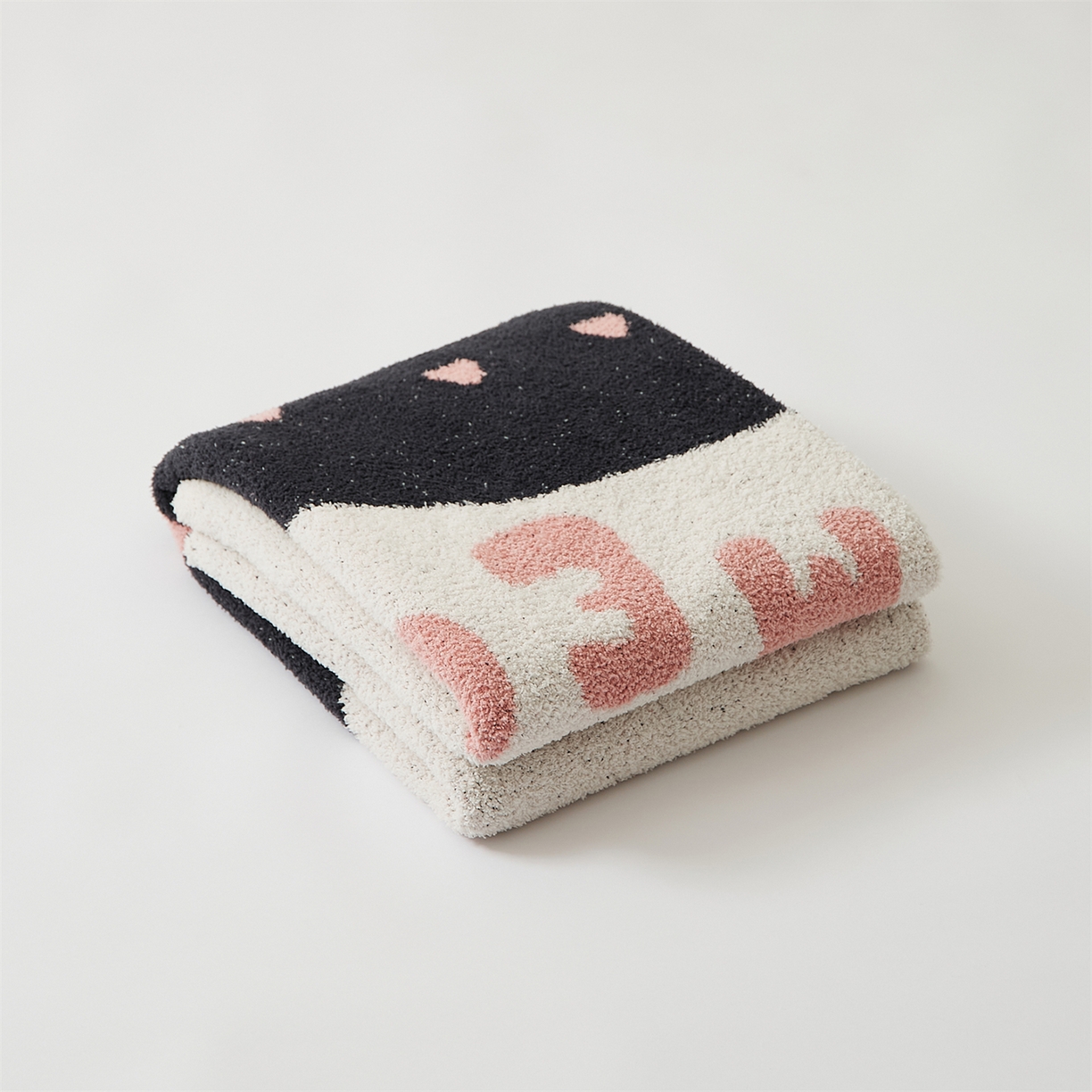 91家纺网 家纺一手货源 找家纺 暖绵绵家纺 2025新款毛茸茸小猫毯子毛毯抱枕含芯-黑糖【券后最低零售价：毯子173元、抱枕（含芯）153元】 黑糖毯子-烟灰色