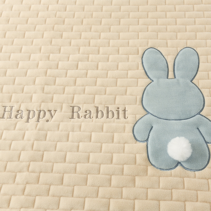 91家纺网 家纺一手货源 找家纺 恋绒家纺 2025新款贴布绣牛奶绒床褥床垫 Q萌小兔-香槟