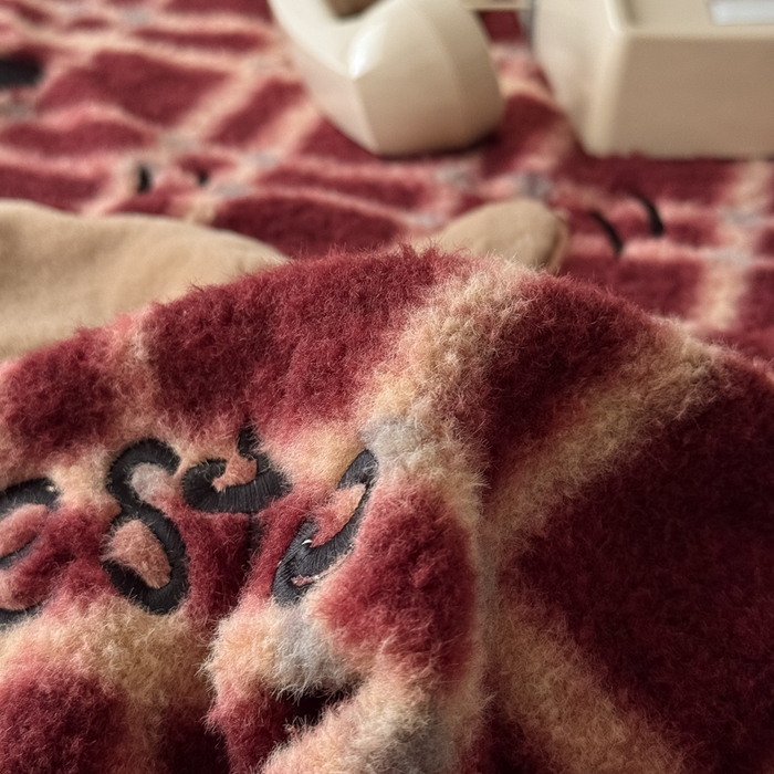 91家纺网 家纺一手货源 找家纺 （总）九花鹿 2025新款仿羊绒毛毯毯子-艾瑞