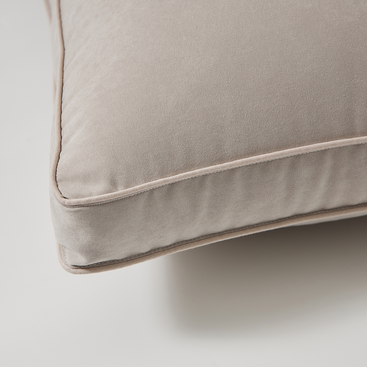 91家纺网 家纺一手货源 找家纺 境月枕芯坊 2025新款防螨抑菌防霉云绒枕枕头枕芯 云绒枕高级灰