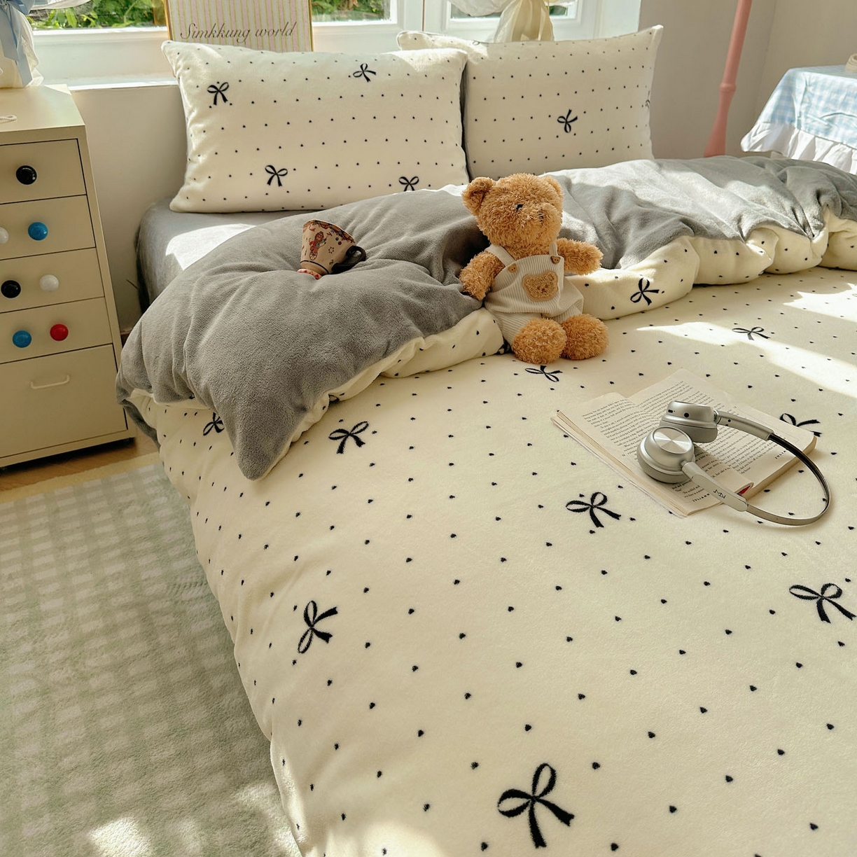 91家纺网 家纺一手货源 找家纺 优选 2025新款小清新加厚高克重牛奶绒四件套直播热款新花型更新 法式简爱