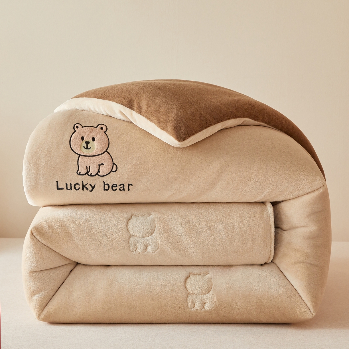 慕尚家纺 2026新款牛奶绒毛巾绣冬被被子被芯-维尼熊 维尼熊-白