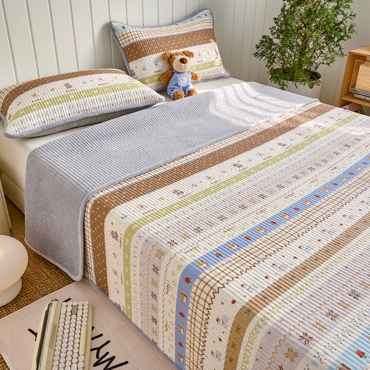 91家纺网 家纺一手货源 找家纺 X猫先生 2026新品A全棉B牛奶绒床盖一面全棉一面牛奶绒床盖炕盖加厚床单床垫四季款系列三 童年往事（A棉B绒）