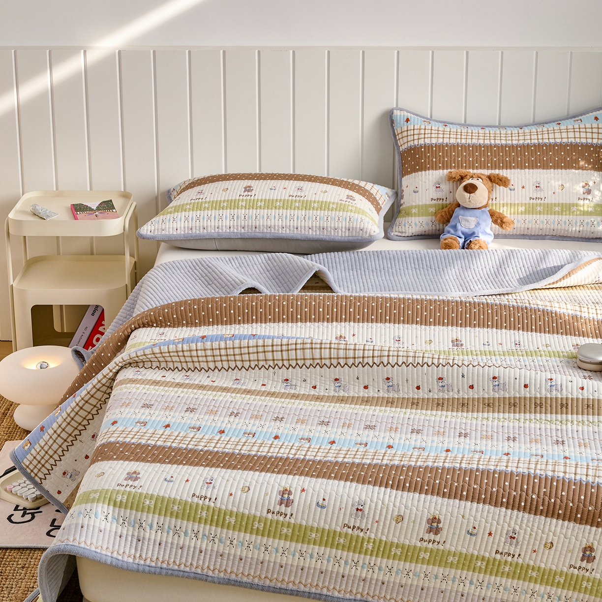 91家纺网 家纺一手货源 找家纺 X猫先生 2026新品A全棉B牛奶绒床盖一面全棉一面牛奶绒床盖炕盖加厚床单床垫四季款系列三 童年往事（A棉B绒）