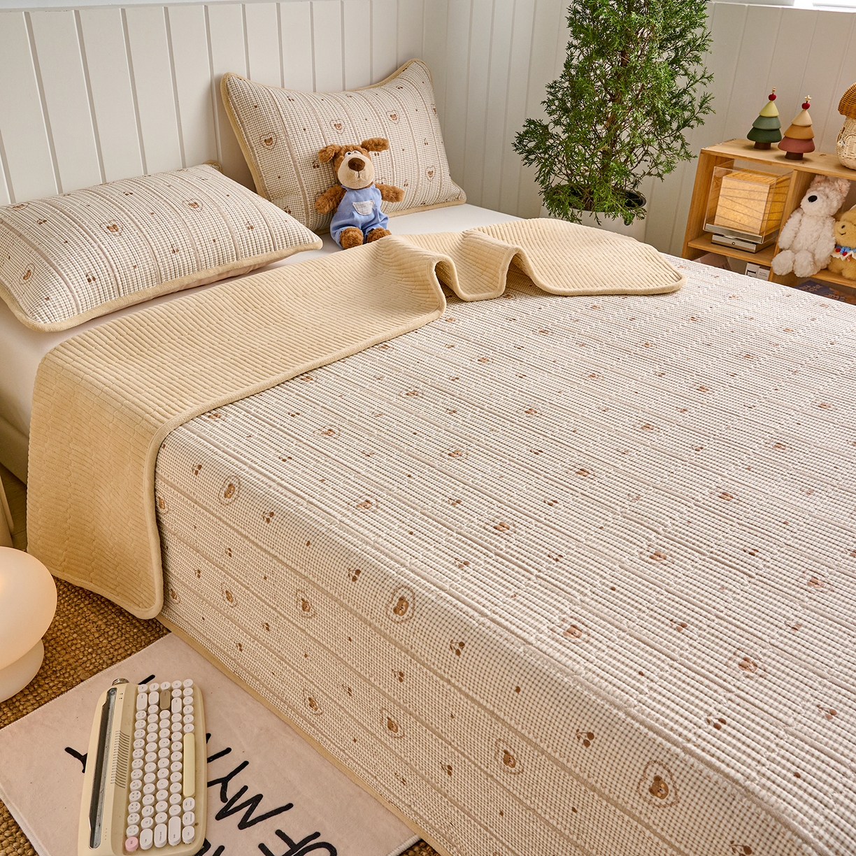 91家纺网 家纺一手货源 找家纺 X猫先生 2026新品A全棉B牛奶绒床盖一面全棉一面牛奶绒床盖炕盖加厚床单床垫四季款系列三 熊熊告白(A棉B绒）