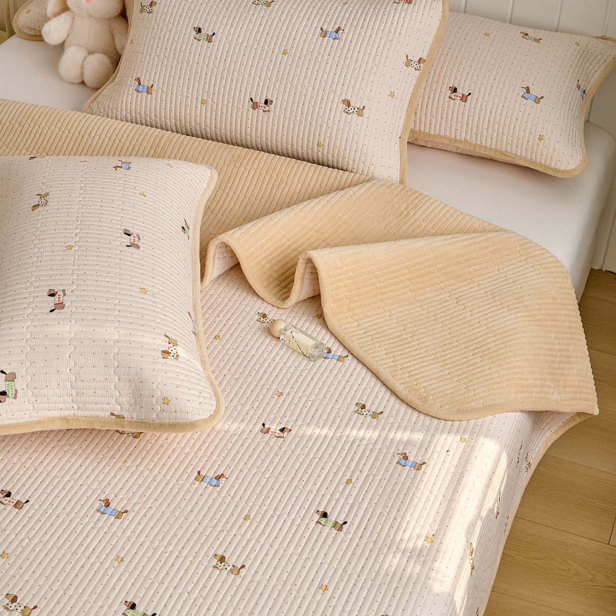 91家纺网 家纺一手货源 找家纺 X猫先生 2026新品A全棉B牛奶绒床盖一面全棉一面牛奶绒床盖炕盖加厚床单床垫四季款系列三 星星柯基（A棉B绒）