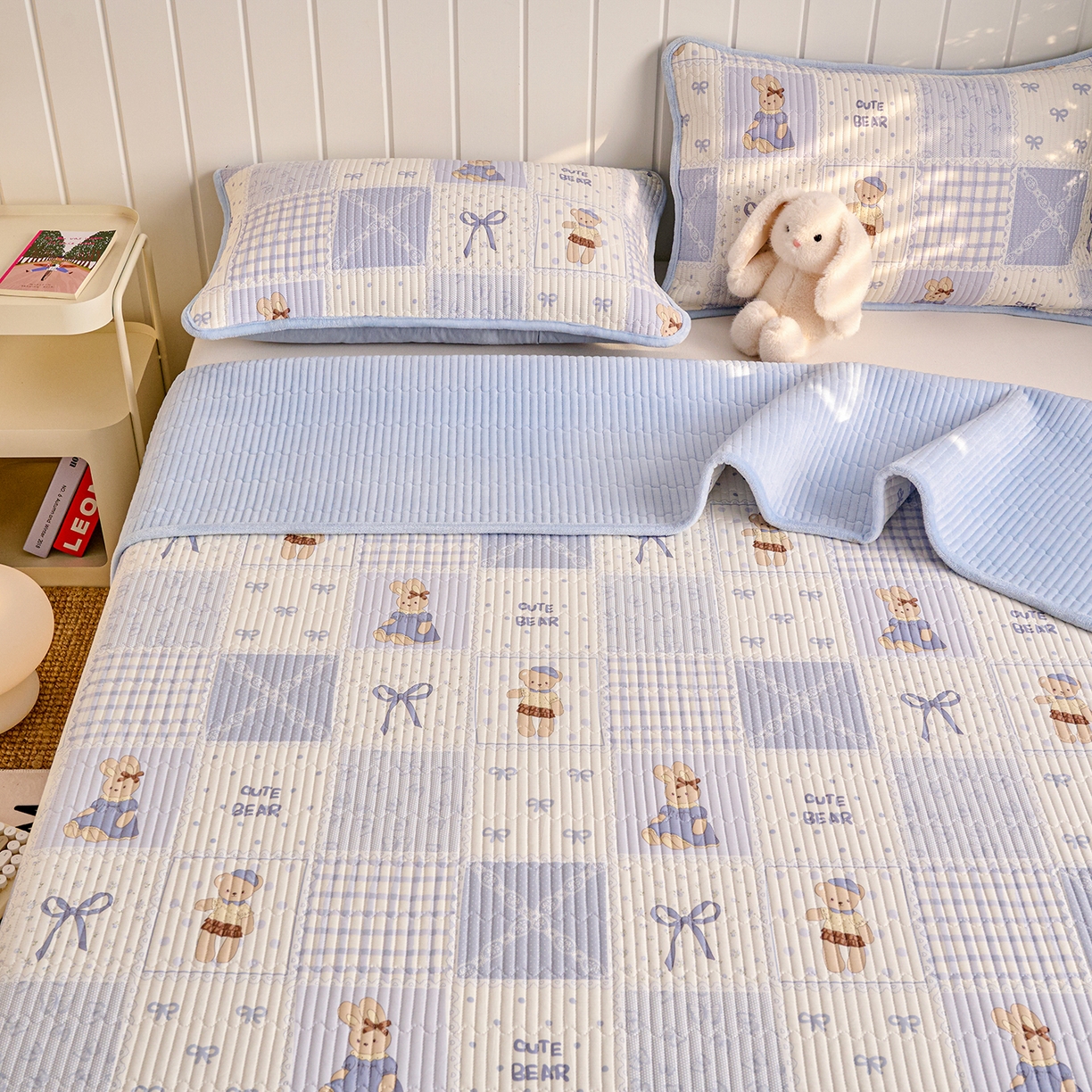 91家纺网 家纺一手货源 找家纺 X猫先生 2026新品A全棉B牛奶绒床盖一面全棉一面牛奶绒床盖炕盖加厚床单床垫四季款系列三 蓝格童话（A棉B绒）