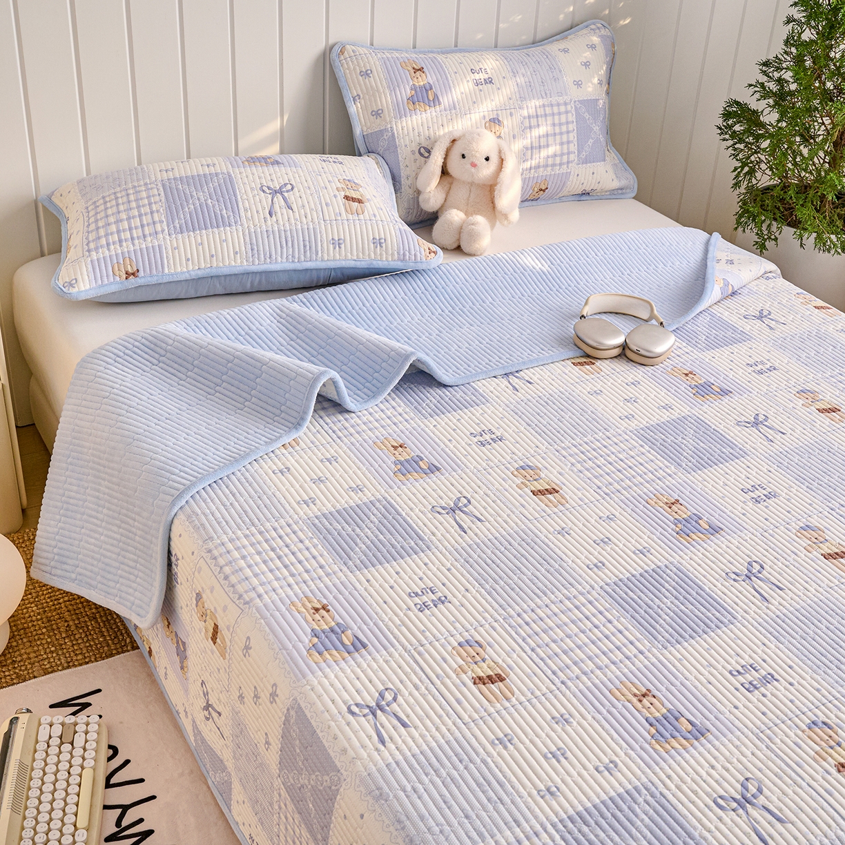 91家纺网 家纺一手货源 找家纺 X猫先生 2026新品A全棉B牛奶绒床盖一面全棉一面牛奶绒床盖炕盖加厚床单床垫四季款系列三 蓝格童话（A棉B绒）