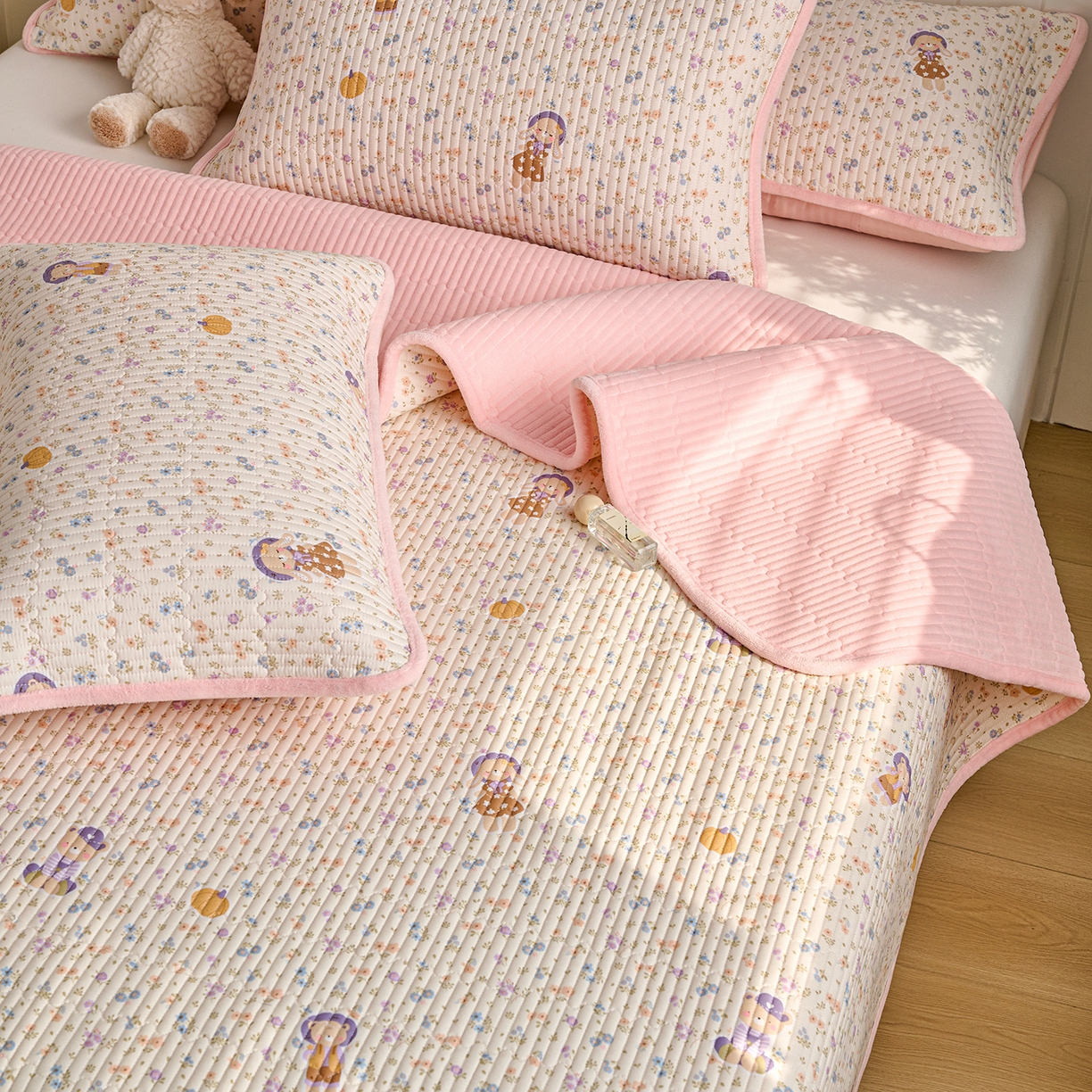 91家纺网 家纺一手货源 找家纺 X猫先生 2026新品A全棉B牛奶绒床盖一面全棉一面牛奶绒床盖炕盖加厚床单床垫四季款系列三 花田囡囡（A棉B绒）