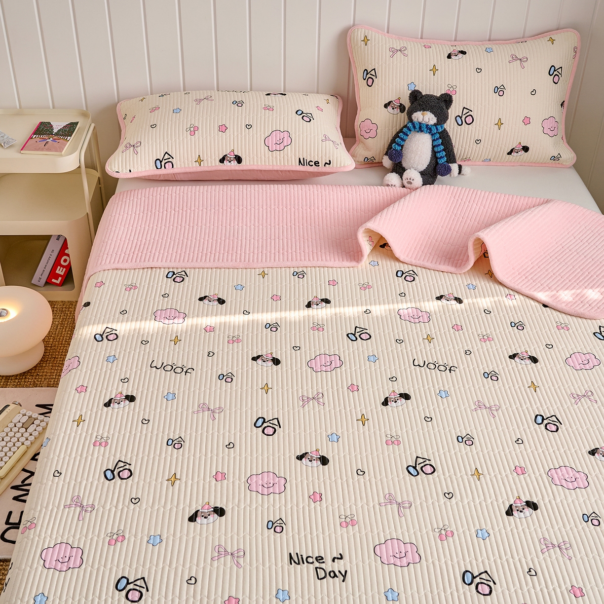 91家纺网 家纺一手货源 找家纺 X猫先生 2026新品A全棉B牛奶绒床盖一面全棉一面牛奶绒床盖炕盖加厚床单床垫四季款系列三 哈哈狗（A棉B绒）