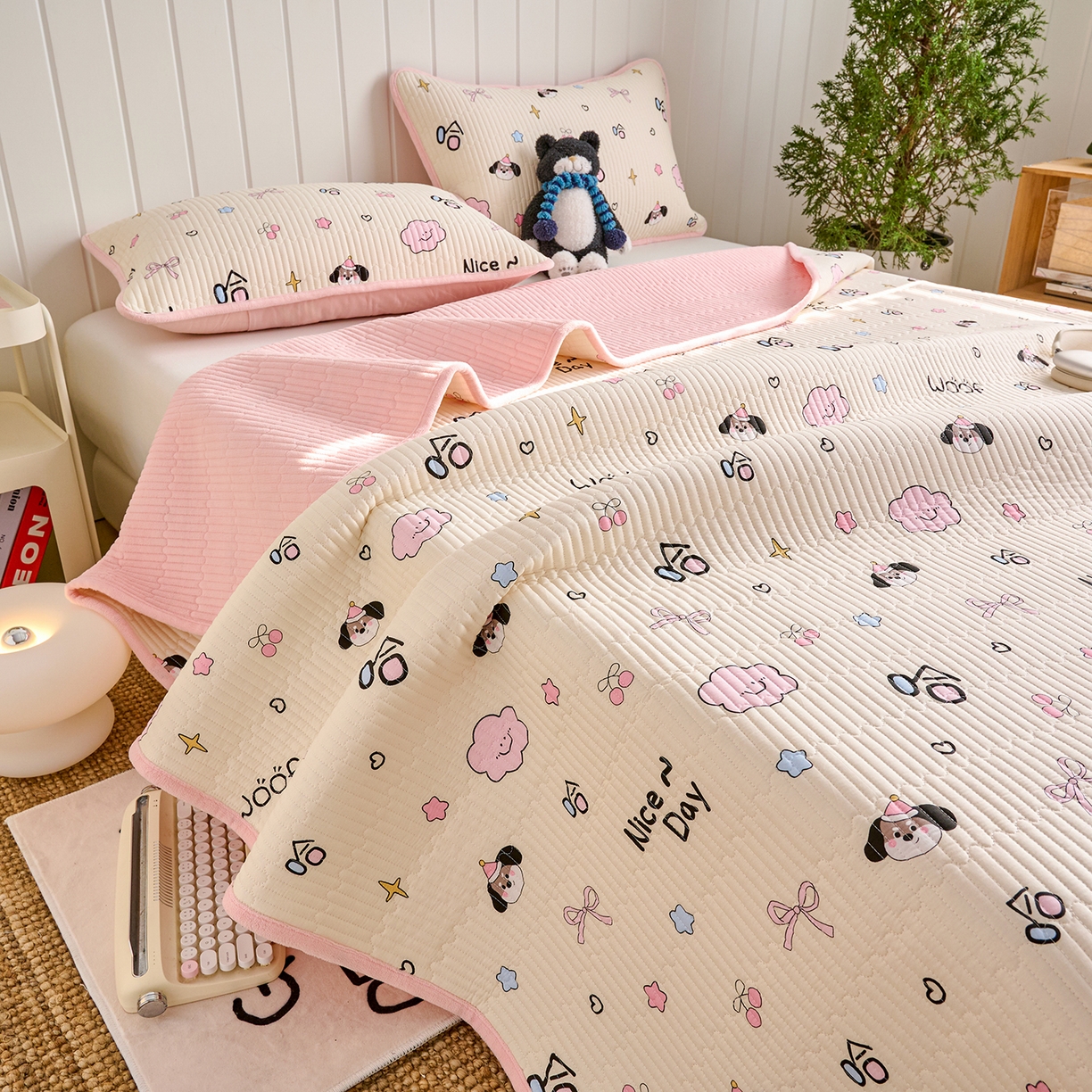 91家纺网 家纺一手货源 找家纺 X猫先生 2026新品A全棉B牛奶绒床盖一面全棉一面牛奶绒床盖炕盖加厚床单床垫四季款系列三 哈哈狗（A棉B绒）