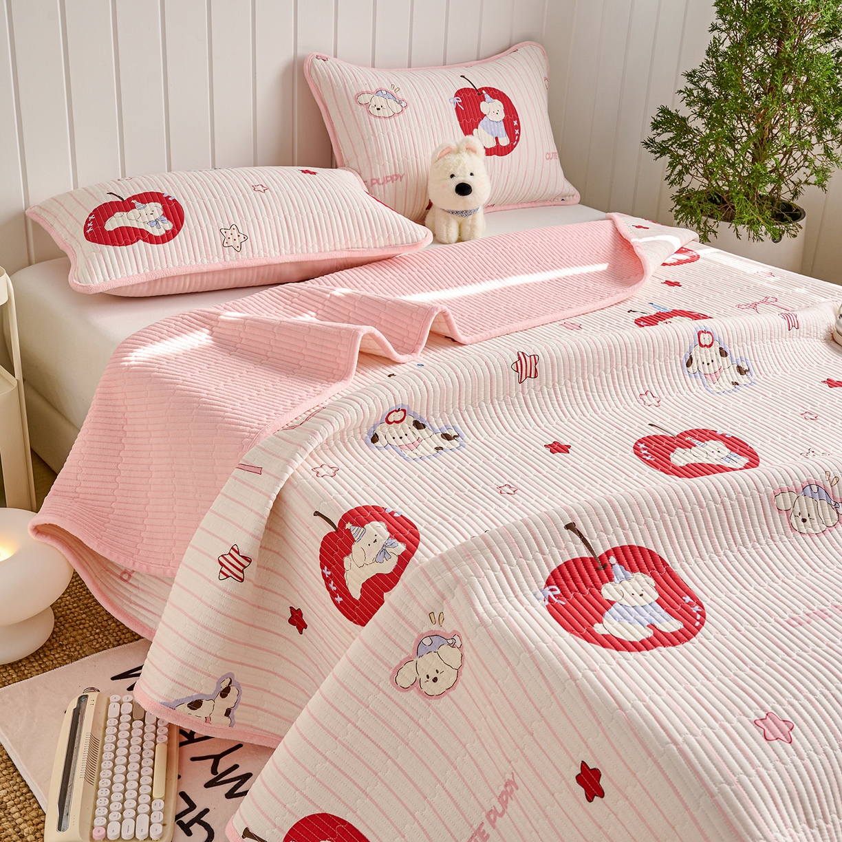 91家纺网 家纺一手货源 找家纺 X猫先生 2026新品A全棉B牛奶绒床盖一面全棉一面牛奶绒床盖炕盖加厚床单床垫四季款系列三 甜心苹果派（A棉B绒）