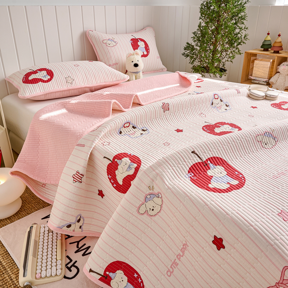 91家纺网 家纺一手货源 找家纺 X猫先生 2026新品A全棉B牛奶绒床盖一面全棉一面牛奶绒床盖炕盖加厚床单床垫四季款系列三 甜心苹果派（A棉B绒）