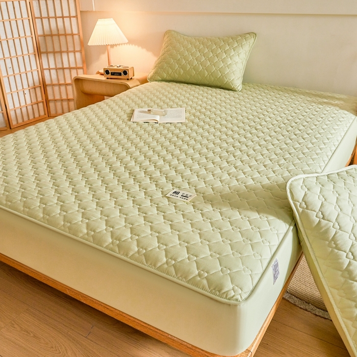 91家纺网 家纺一手货源 找家纺 卡诗兰 2026新款夹棉全棉床笠 爱心-橄榄绿