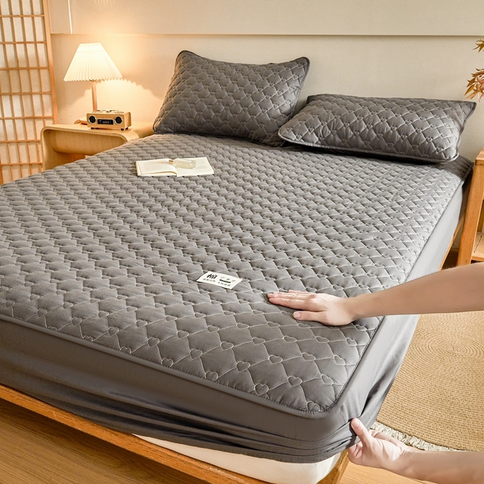 91家纺网 家纺一手货源 找家纺 卡诗兰 2026新款夹棉全棉床笠 爱心-石墨灰