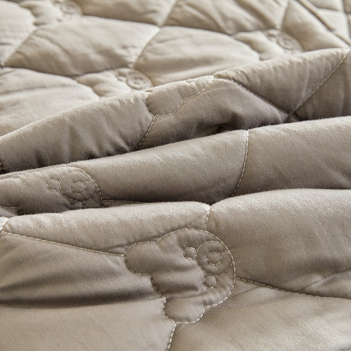 91家纺网 家纺一手货源 找家纺 卡诗兰 2026新款夹棉全棉床笠 爱心-烟雾灰