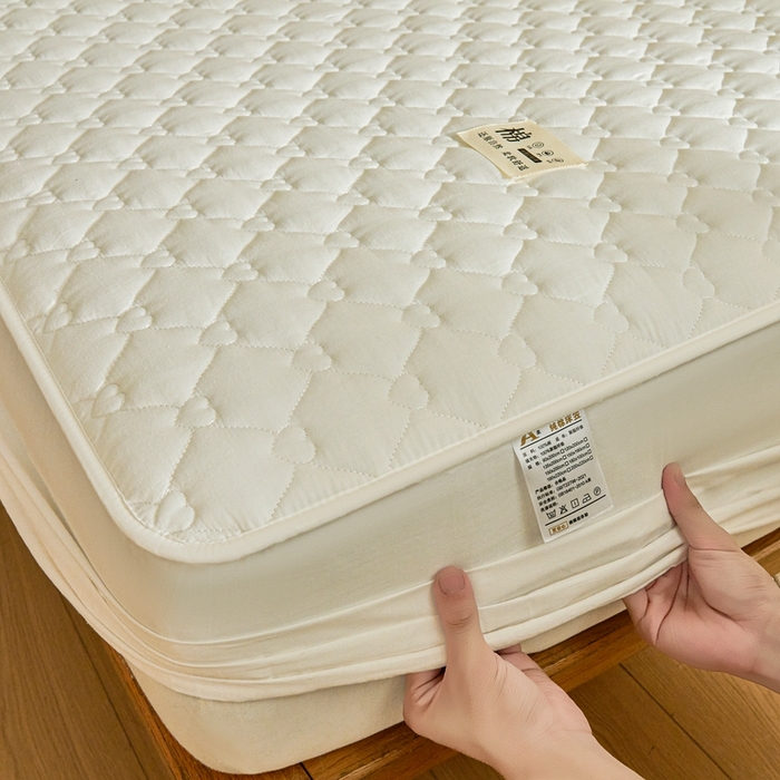 91家纺网 家纺一手货源 找家纺 卡诗兰 2026新款夹棉全棉床笠 爱心-珍珠白