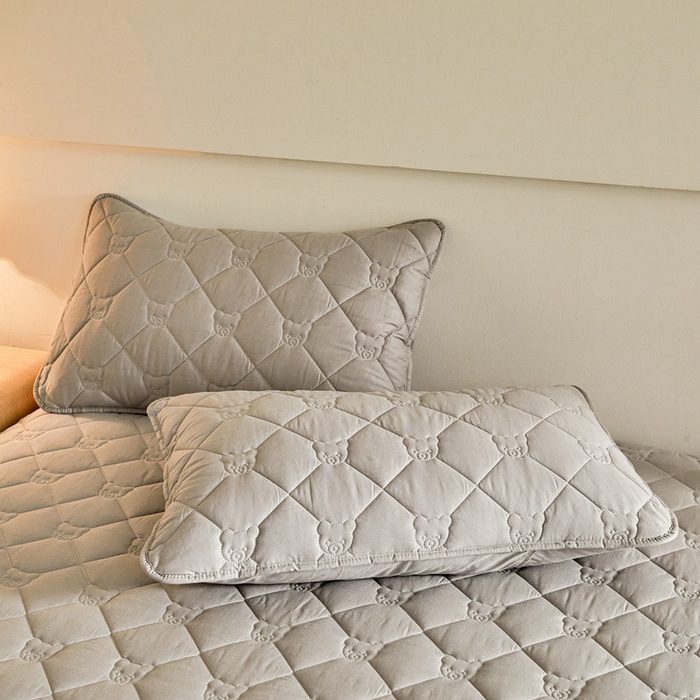 91家纺网 家纺一手货源 找家纺 卡诗兰 2026新款夹棉全棉床笠 小熊-烟雾灰