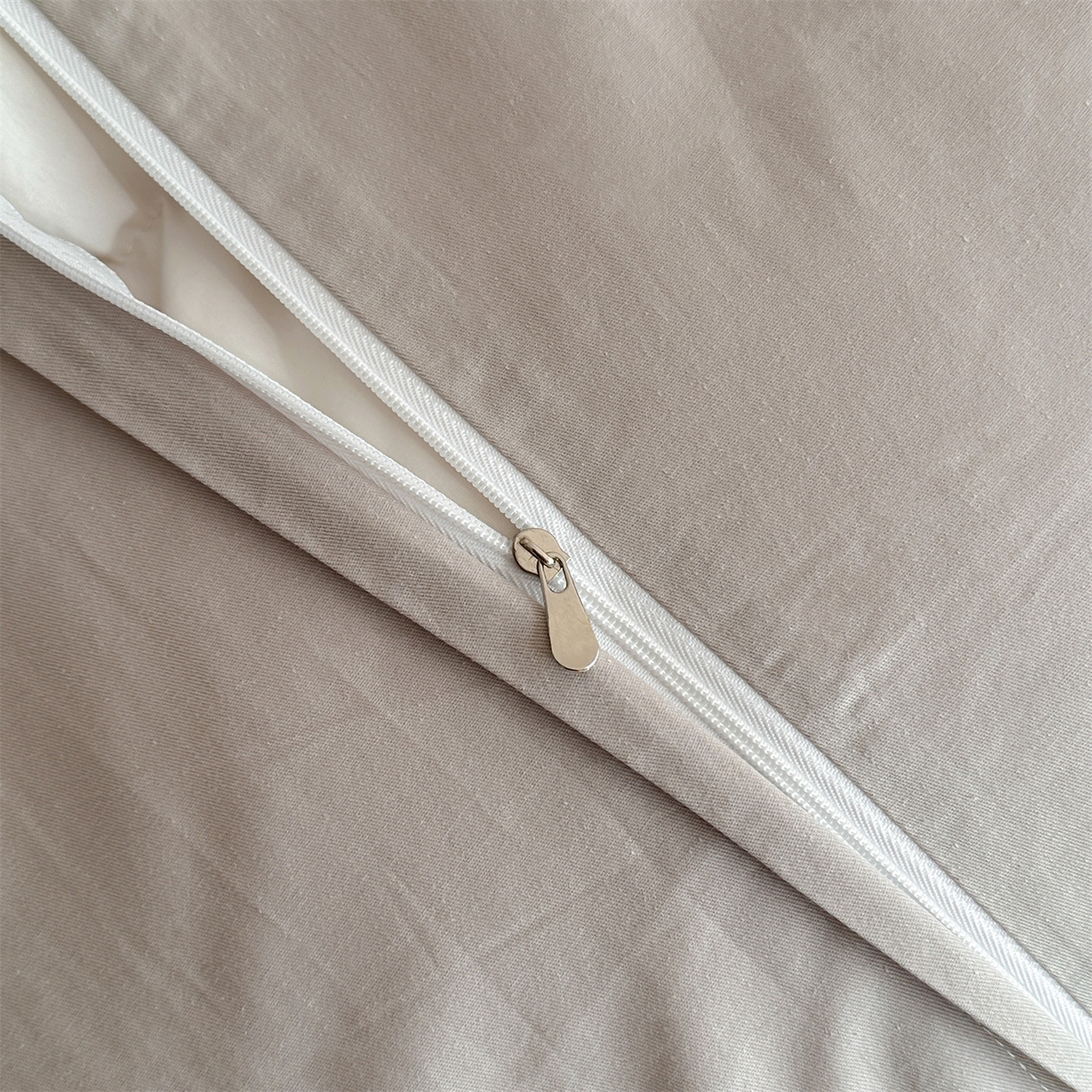 91家纺网 家纺一手货源 找家纺 （总）笙意家纺 2025新款全棉纯棉60水洗亮面浮雕立体提花四件套