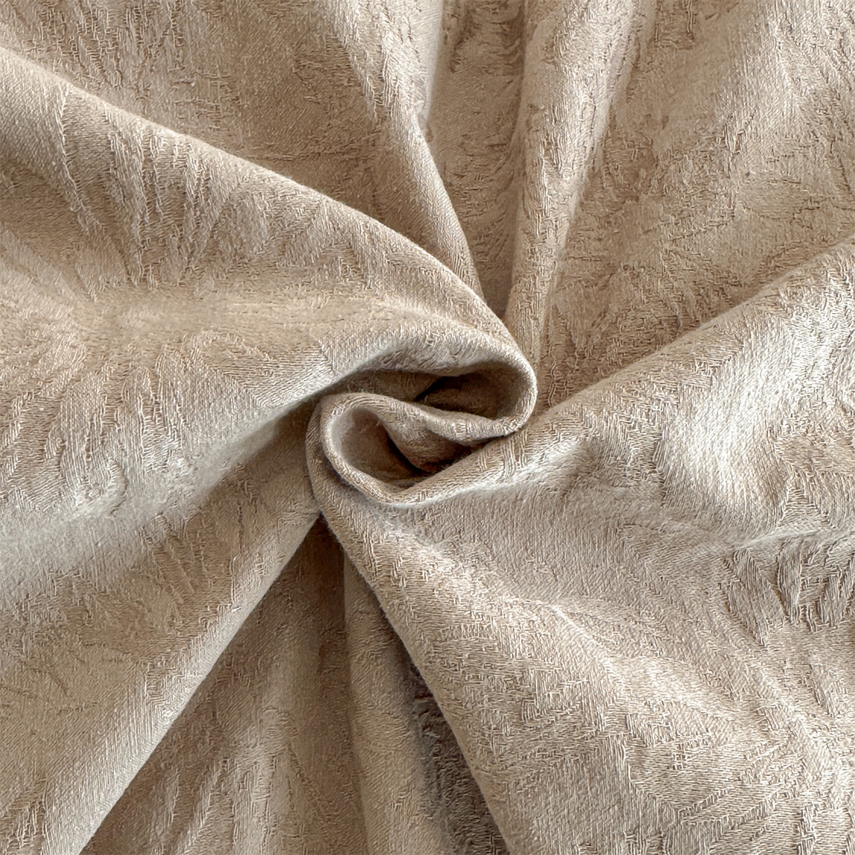 91家纺网 家纺一手货源 找家纺 笙意家纺 2025新款全棉纯棉60水洗亮面浮雕立体提花四件套 梵花绘-金属灰