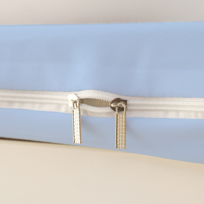 91家纺网 家纺一手货源 找家纺 啊雅家居 2026新款L形拉链全包床垫套学生宿舍家用被褥套 天空蓝