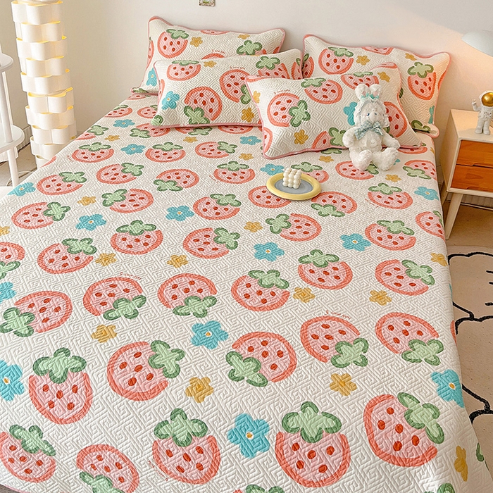91家纺网 家纺一手货源 找家纺 羽爱家纺 新款A类全棉印花水洗床盖四件套系列 草莓物语