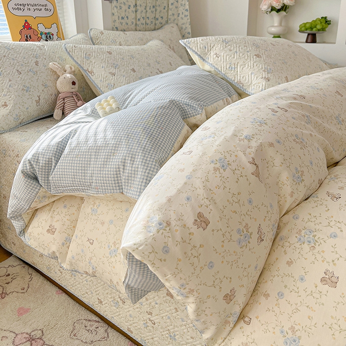 91家纺网 家纺一手货源 找家纺 羽爱家纺 2025新款A类全棉印花水洗床盖四件套系列 花间鹿