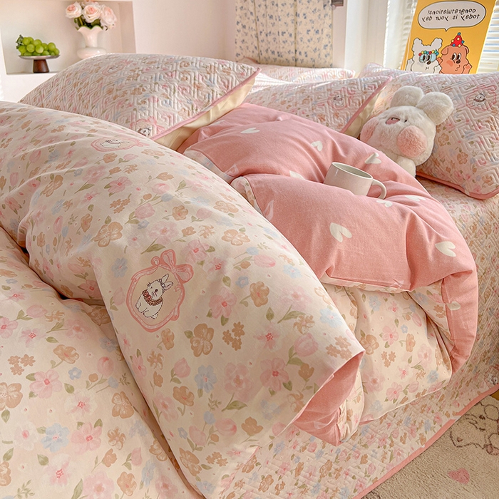 91家纺网 家纺一手货源 找家纺 羽爱家纺 2025新款A类全棉印花水洗床盖四件套系列 萌萌兔