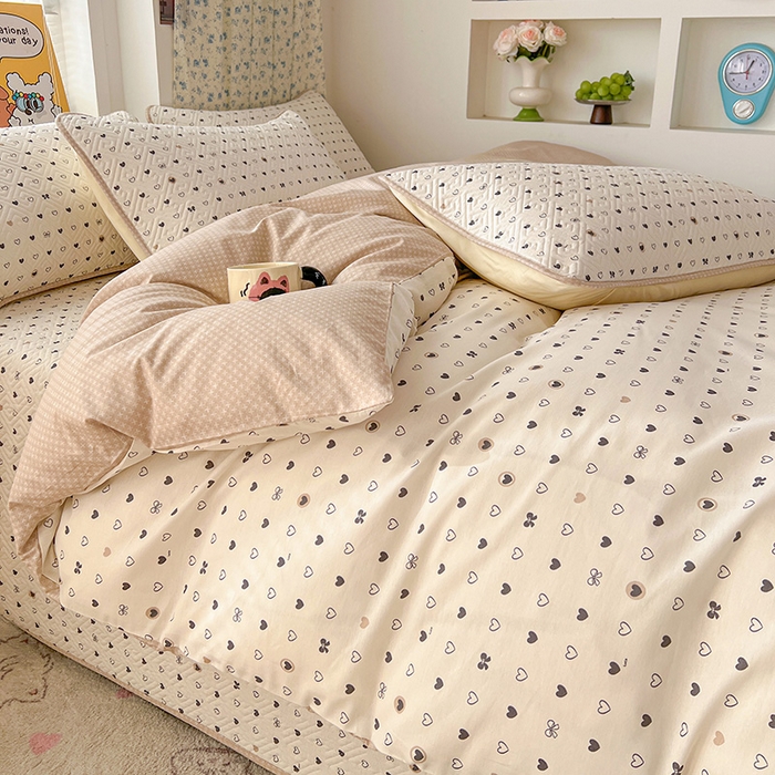 91家纺网 家纺一手货源 找家纺 羽爱家纺 2025新款A类全棉印花水洗床盖四件套系列 小心意