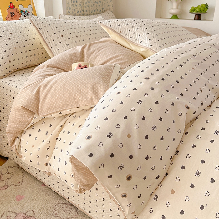 91家纺网 家纺一手货源 找家纺 羽爱家纺 2025新款A类全棉印花水洗床盖四件套系列 小心意