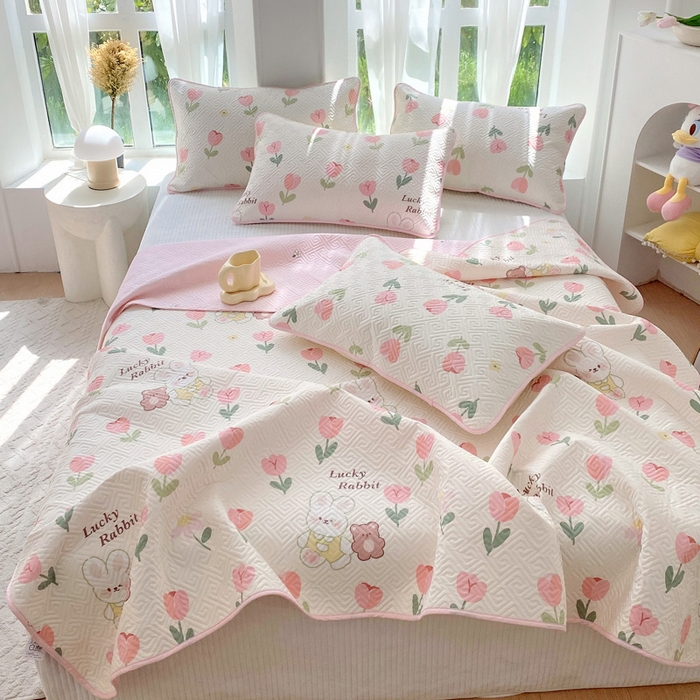 91家纺网 家纺一手货源 找家纺 羽爱家纺 2025新款A类全棉印花水洗床盖四件套系列 小幸运