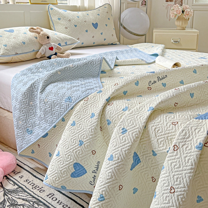 91家纺网 家纺一手货源 找家纺 羽爱家纺 2025新款A类全棉印花水洗床盖四件套系列 心相印