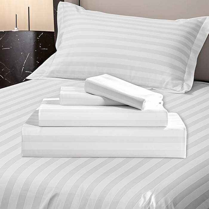 91家纺网 家纺一手货源 找家纺 啊雅家居 2026新款民宿宾馆酒店客栈缎条四件套 缎条飞边款