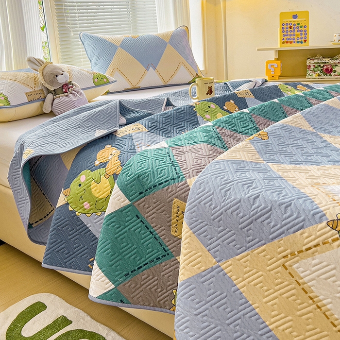 91家纺网 家纺一手货源 找家纺 羽爱家纺 2025新款A类全棉印花水洗床盖三件套系列 菱形恐龙