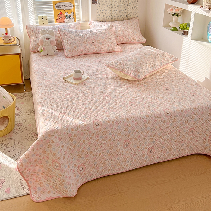 91家纺网 家纺一手货源 找家纺 羽爱家纺 2025新款A类全棉印花水洗床盖三件套系列 萌萌兔