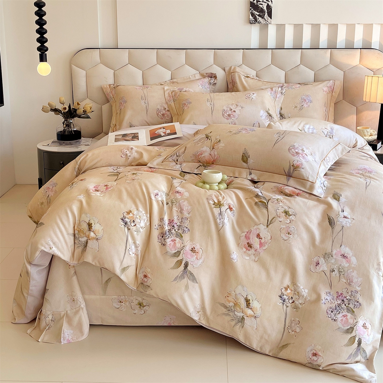 91家纺网 家纺一手货源 找家纺 宝齐莱家纺 2025新款全棉磨毛印花床单四件套-系列二 美艳动人