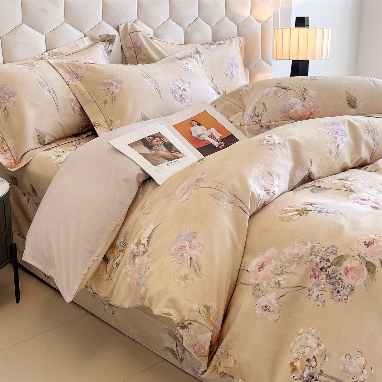 91家纺网 家纺一手货源 找家纺 宝齐莱家纺 2025新款全棉磨毛印花床单四件套-系列二 美艳动人