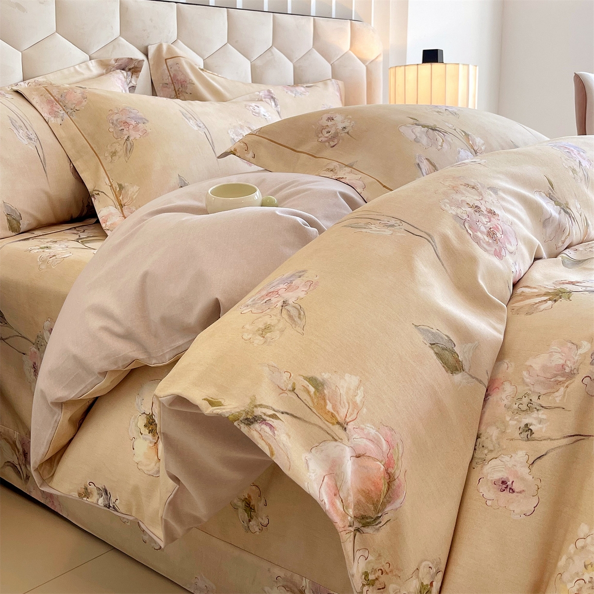 91家纺网 家纺一手货源 找家纺 宝齐莱家纺 2025新款全棉磨毛印花床单四件套-系列二 美艳动人