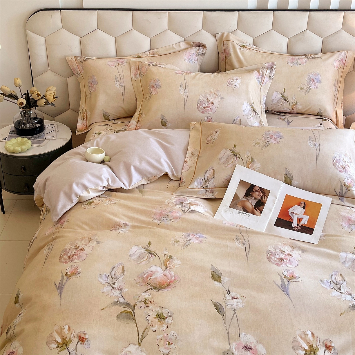 91家纺网 家纺一手货源 找家纺 宝齐莱家纺 2025新款全棉磨毛印花床单四件套-系列二 美艳动人