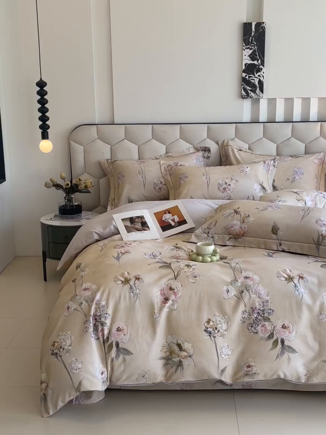 91家纺网 家纺一手货源 找家纺 宝齐莱家纺 2025新款全棉磨毛印花床单四件套-系列二 美艳动人