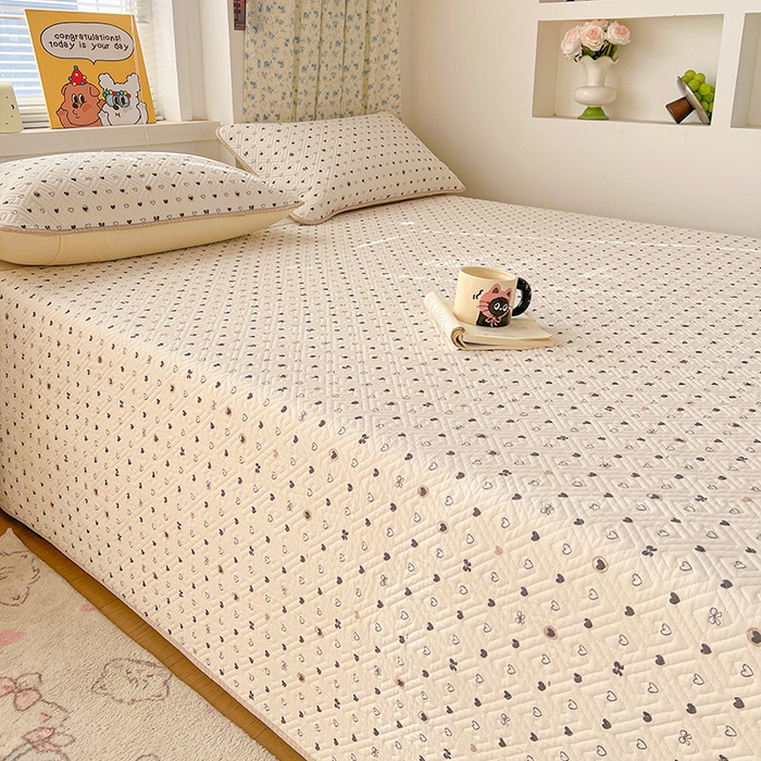 91家纺网 家纺一手货源 找家纺 羽爱家纺 2025新款A类全棉印花水洗床盖三件套系列 小心意