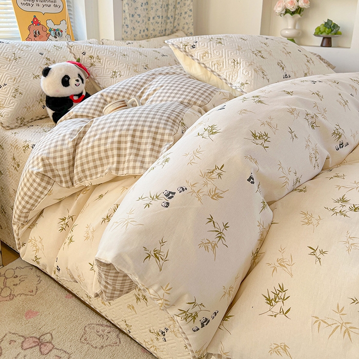 91家纺网 家纺一手货源 找家纺 羽爱家纺 2025新款A类全棉印花水洗床盖三件套系列 熊猫林