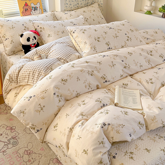91家纺网 家纺一手货源 找家纺 羽爱家纺 2025新款A类全棉印花水洗床盖三件套系列 熊猫林